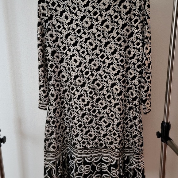 WHBM Black/Gold/White Metallic Midi Dress Embellished w/ Rhinestones. Size L - Picture 4 of 11